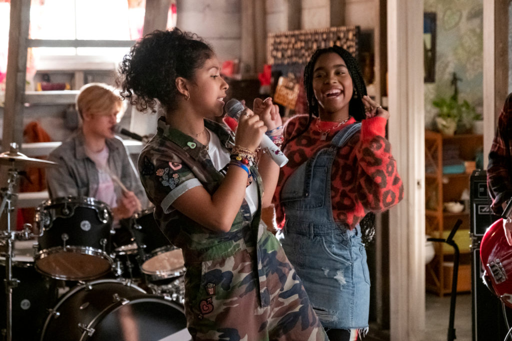 Julie-and-the-Phantoms-Netflix